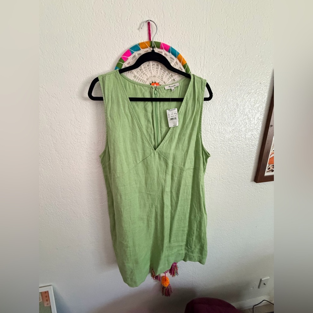 The Ariana V-Neck Mini Dress in 100% Linen - madewell lime green